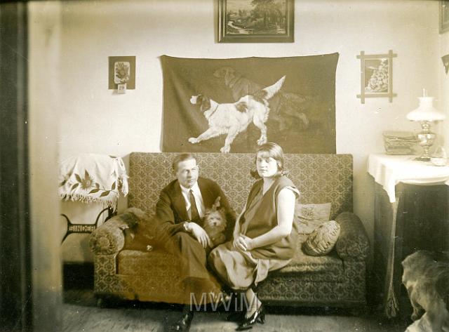KKE 067.jpg - Józef Muszałowski z żoną Heleną, Hurbiszcze, 14.IV.1931 r.